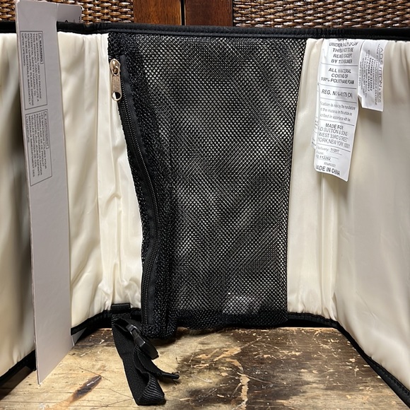 Emma & Chloe LOVE Portable Diaper Changing Station NWT - Picture 7 of 14